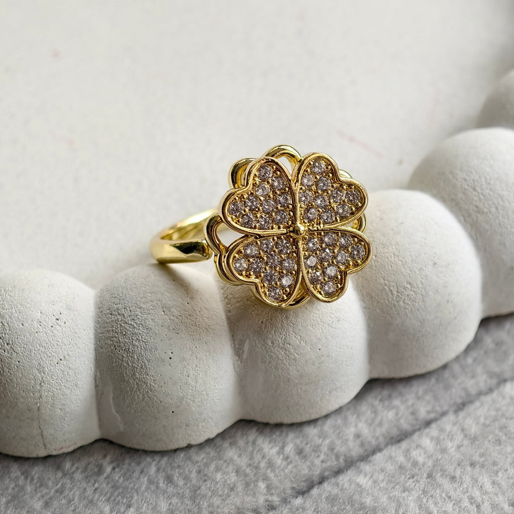 Lina SpinGlow Ring