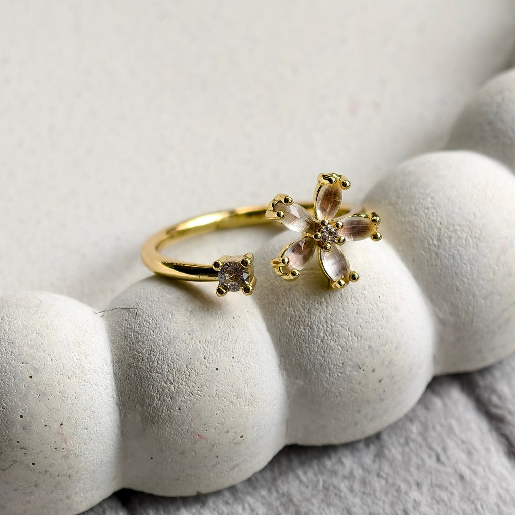Maya Bloom Ring