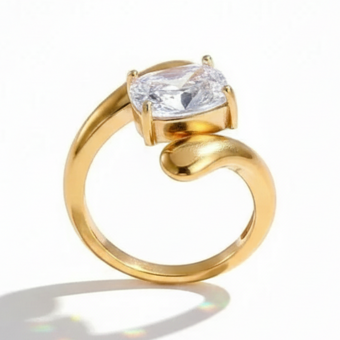 Iris Open Ring in 18K gold PVD-plated finish, product shot on white background