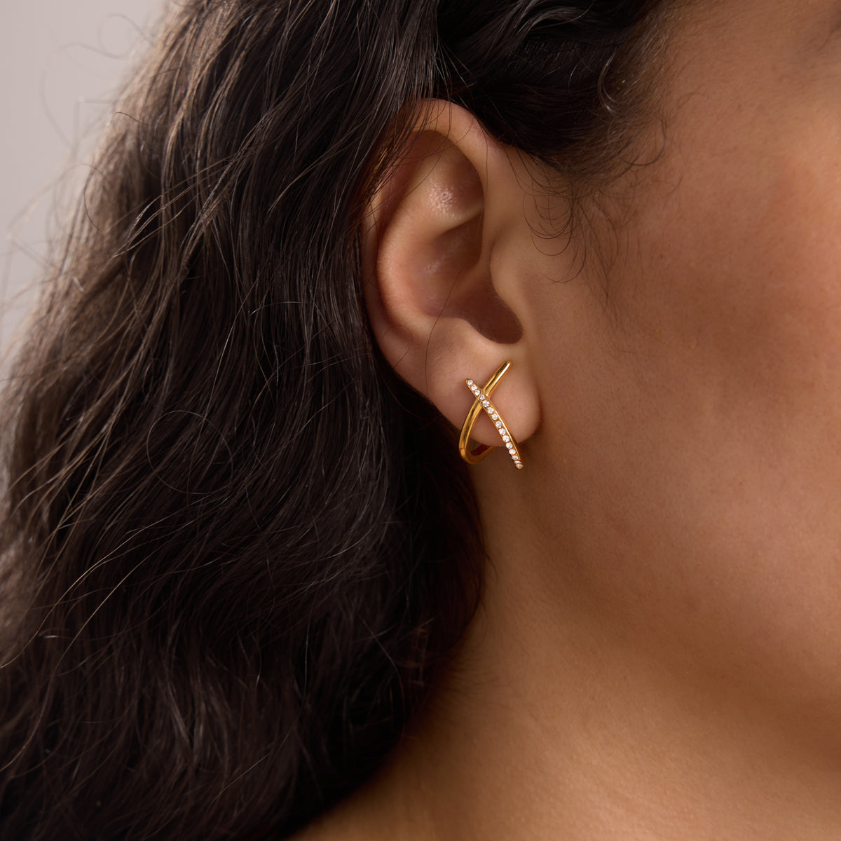 Talia Crisscross Sparkle Studs – 18K gold-plated earrings, view 4